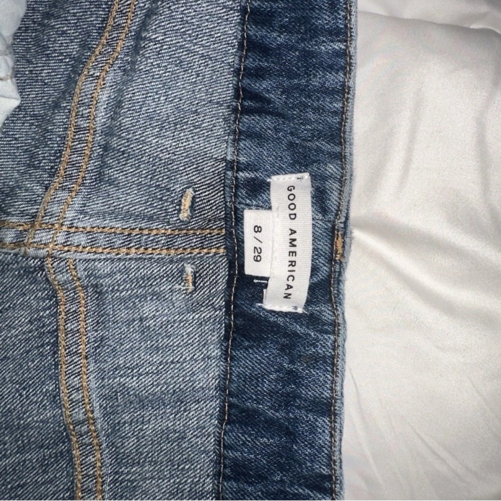 Good American Blue Jean Shorts High-Waisted Cut-Off - Picture 4 of 4